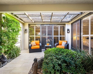 1 Briarcliff Court - Photo Thumbnail 12