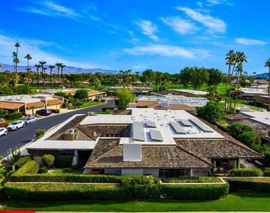 1 Briarcliff Court - Photo Thumbnail 3