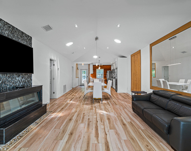 1124 Highland Beach Drive - Photo Thumbnail 12