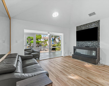 1124 Highland Beach Drive - Photo Thumbnail 10