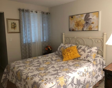 1707 Village Boulevard - Photo Thumbnail 10