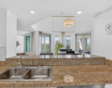 120 Se 5th Avenue - Photo Thumbnail 20