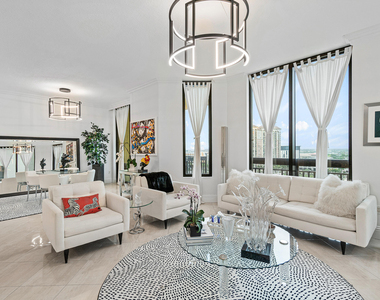 701 S Olive Avenue - Photo Thumbnail 8