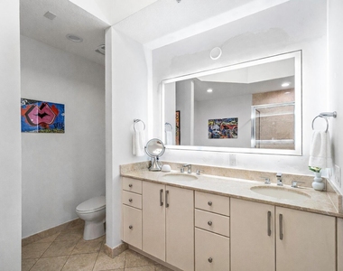 701 S Olive Avenue - Photo Thumbnail 18