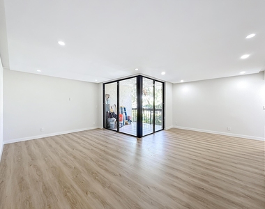 955 Egret Circle - Photo Thumbnail 16