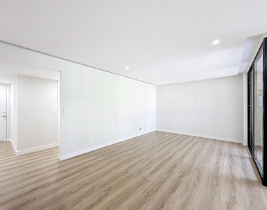 955 Egret Circle - Photo Thumbnail 15