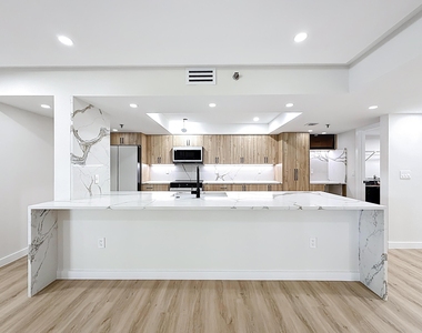 955 Egret Circle - Photo Thumbnail 13