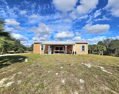 19835 Nw 266 Street - Photo Thumbnail 19