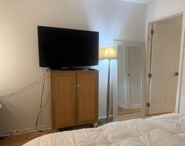 601 Chestnut Street - Photo Thumbnail 15