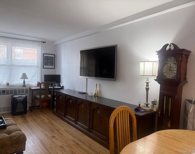 601 Chestnut Street - Photo Thumbnail 8