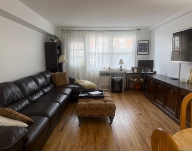 601 Chestnut Street - Photo Thumbnail 7