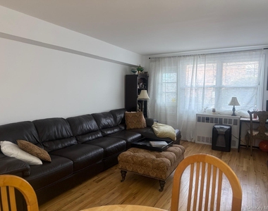 601 Chestnut Street - Photo Thumbnail 6