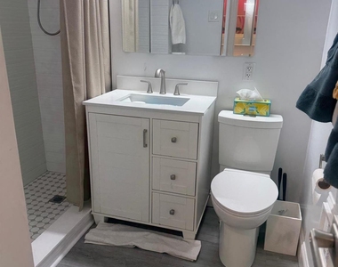601 Chestnut Street - Photo Thumbnail 17