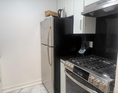 601 Chestnut Street - Photo Thumbnail 10