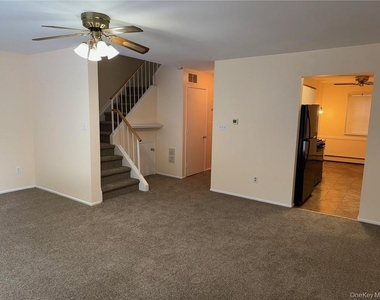 100 Hillside Drive - Photo Thumbnail 20