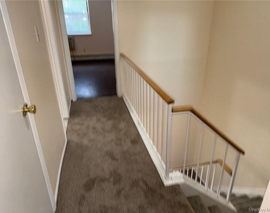 100 Hillside Drive - Photo Thumbnail 17