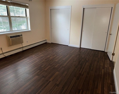 100 Hillside Drive - Photo Thumbnail 6