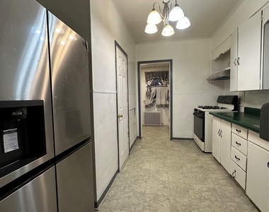 9 Elizabeth Street - Photo Thumbnail 4