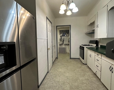9 Elizabeth Street - Photo Thumbnail 5