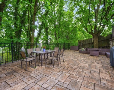 412 Munro Avenue - Photo Thumbnail 15