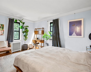 412 Munro Avenue - Photo Thumbnail 11