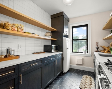412 Munro Avenue - Photo Thumbnail 9