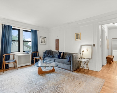 412 Munro Avenue - Photo Thumbnail 3