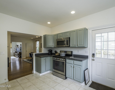 41 Walton Street - Photo Thumbnail 7