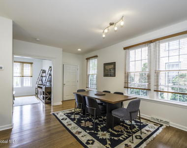 41 Walton Street - Photo Thumbnail 5