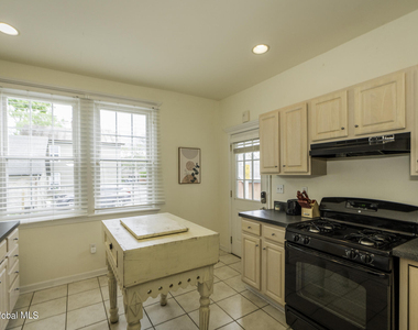 39 Walton Street - Photo Thumbnail 17