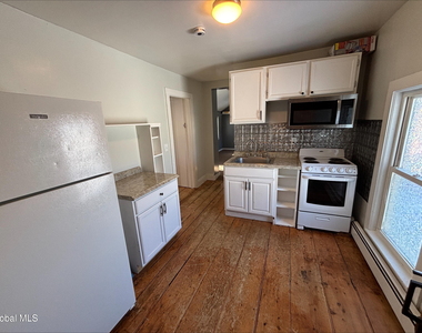 372 New York 43 - Photo Thumbnail 5