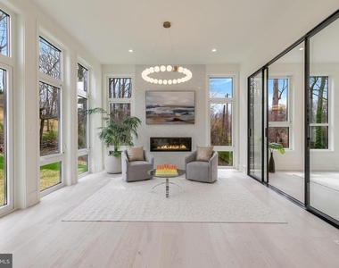 8757 A Brook Road - Photo Thumbnail 12