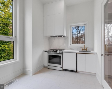 8757 A Brook Road - Photo Thumbnail 19