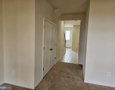 178 Solara Drive - Photo Thumbnail 4
