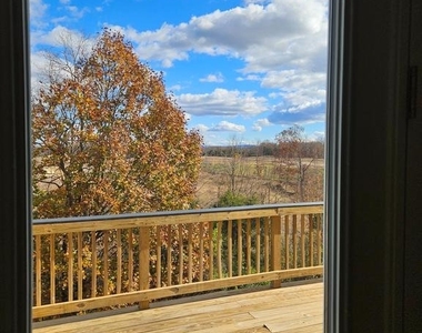 178 Solara Drive - Photo Thumbnail 17