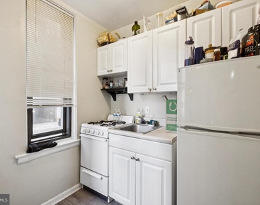 135 S 19th Street - Photo Thumbnail 6