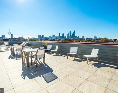 526 Brown Street - Photo Thumbnail 23