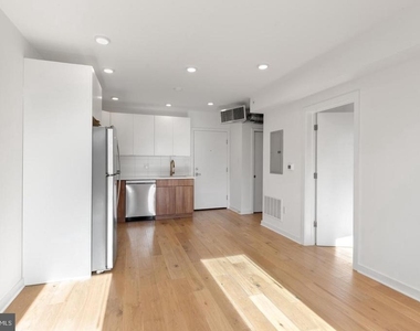 1416 Frankford Ave - Photo Thumbnail 3