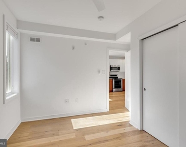 1416 Frankford Ave - Photo Thumbnail 11