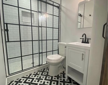 1324 N 5th Street - Photo Thumbnail 1