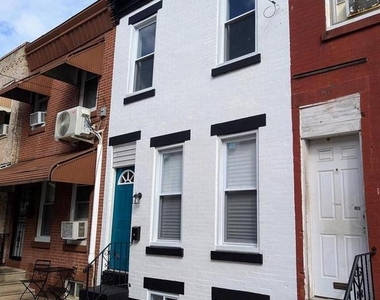1539 S Stillman Street - Photo Thumbnail 2