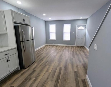 1539 S Stillman Street - Photo Thumbnail 7