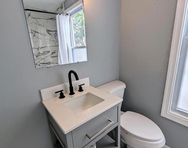 1539 S Stillman Street - Photo Thumbnail 16