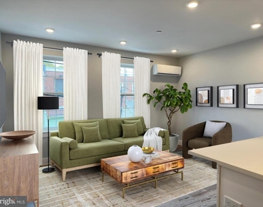 2809 S Warnock Street - Photo Thumbnail 1