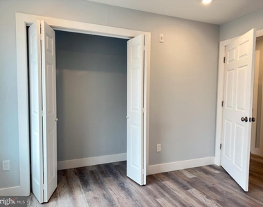 2809 S Warnock Street - Photo Thumbnail 9