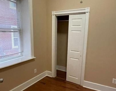 1435 N Franklin Street - Photo Thumbnail 11