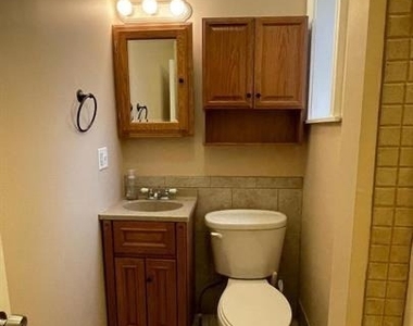1435 N Franklin Street - Photo Thumbnail 8