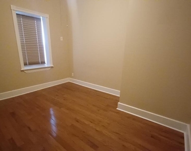 1435 N Franklin Street - Photo Thumbnail 6