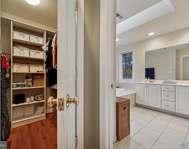 8807 Ridge Road - Photo Thumbnail 31
