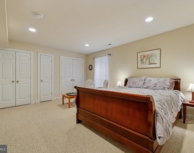 8807 Ridge Road - Photo Thumbnail 44